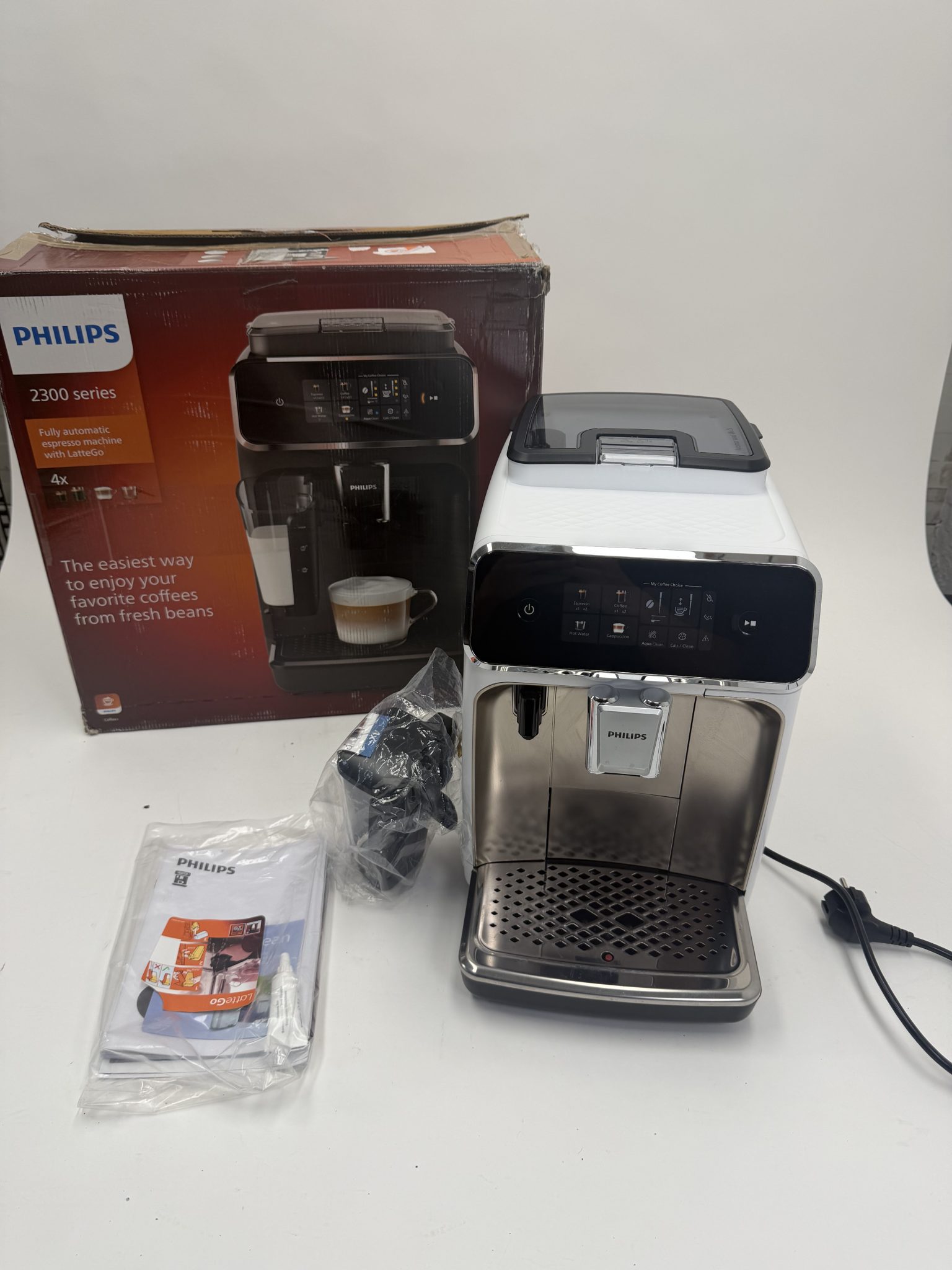 Philips 2300 series automatinis kavos aparatas