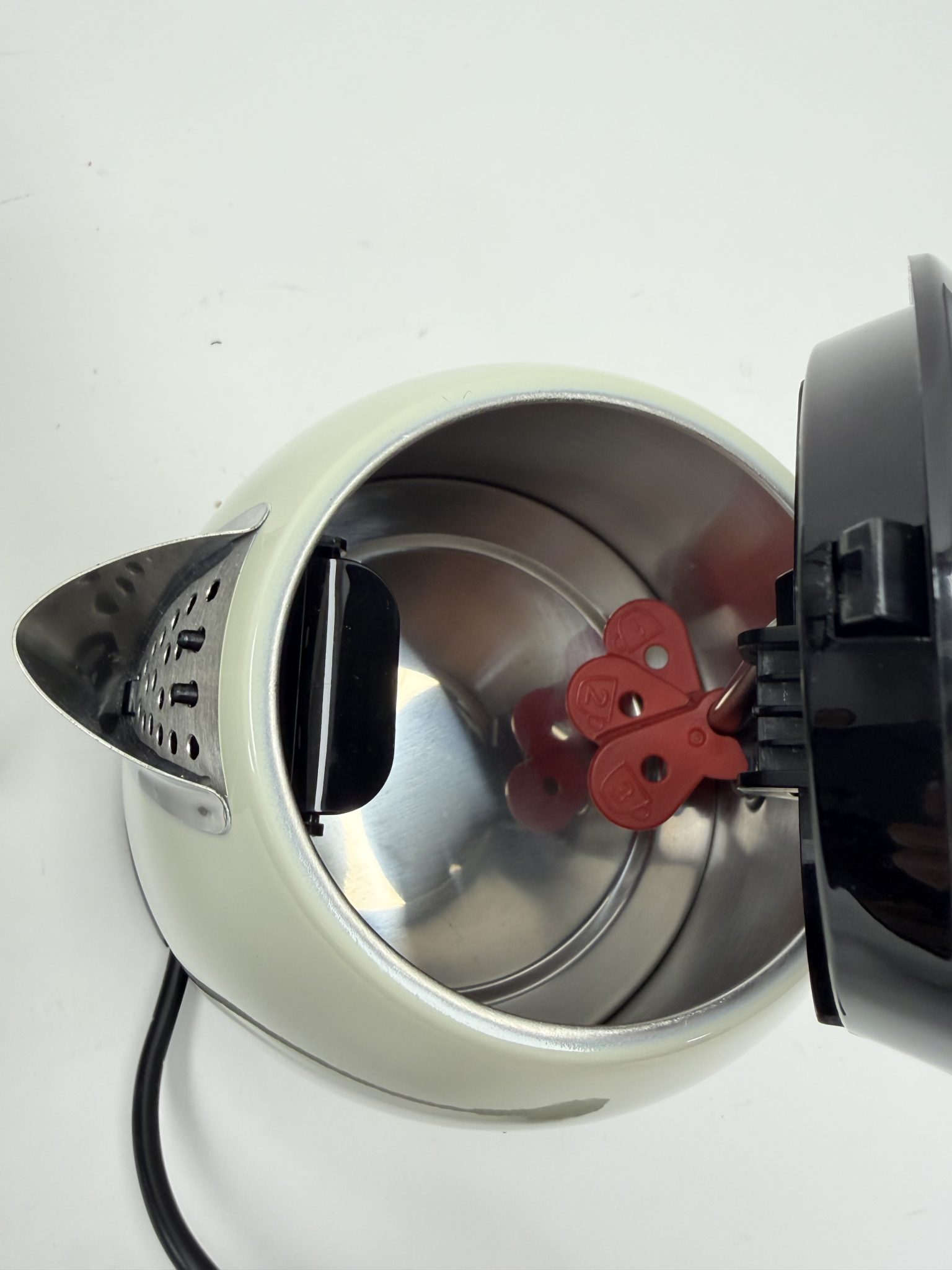Russell Hobbs virdulys