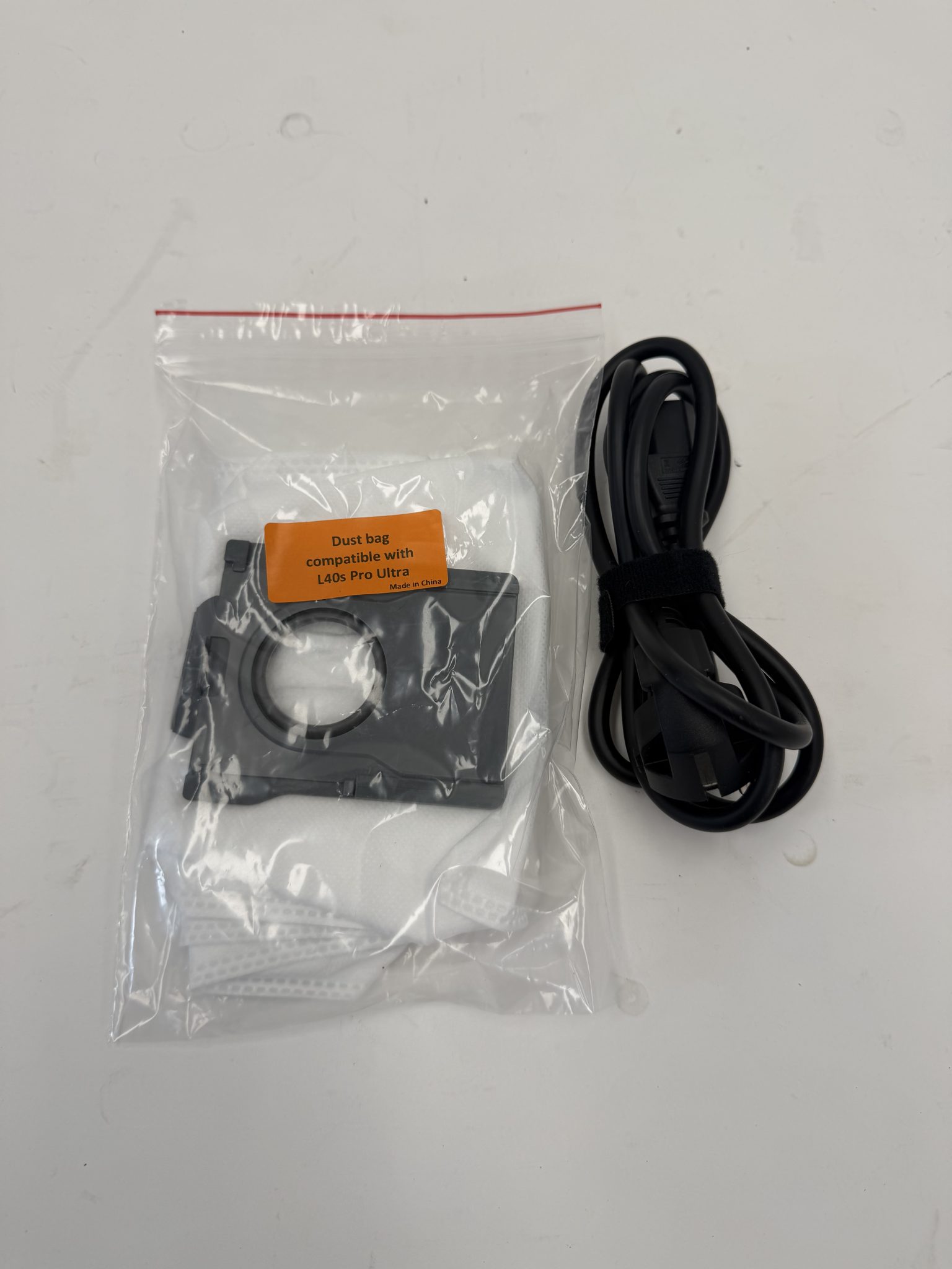 Dreame L40s Pro Ultra robotas siurblys
