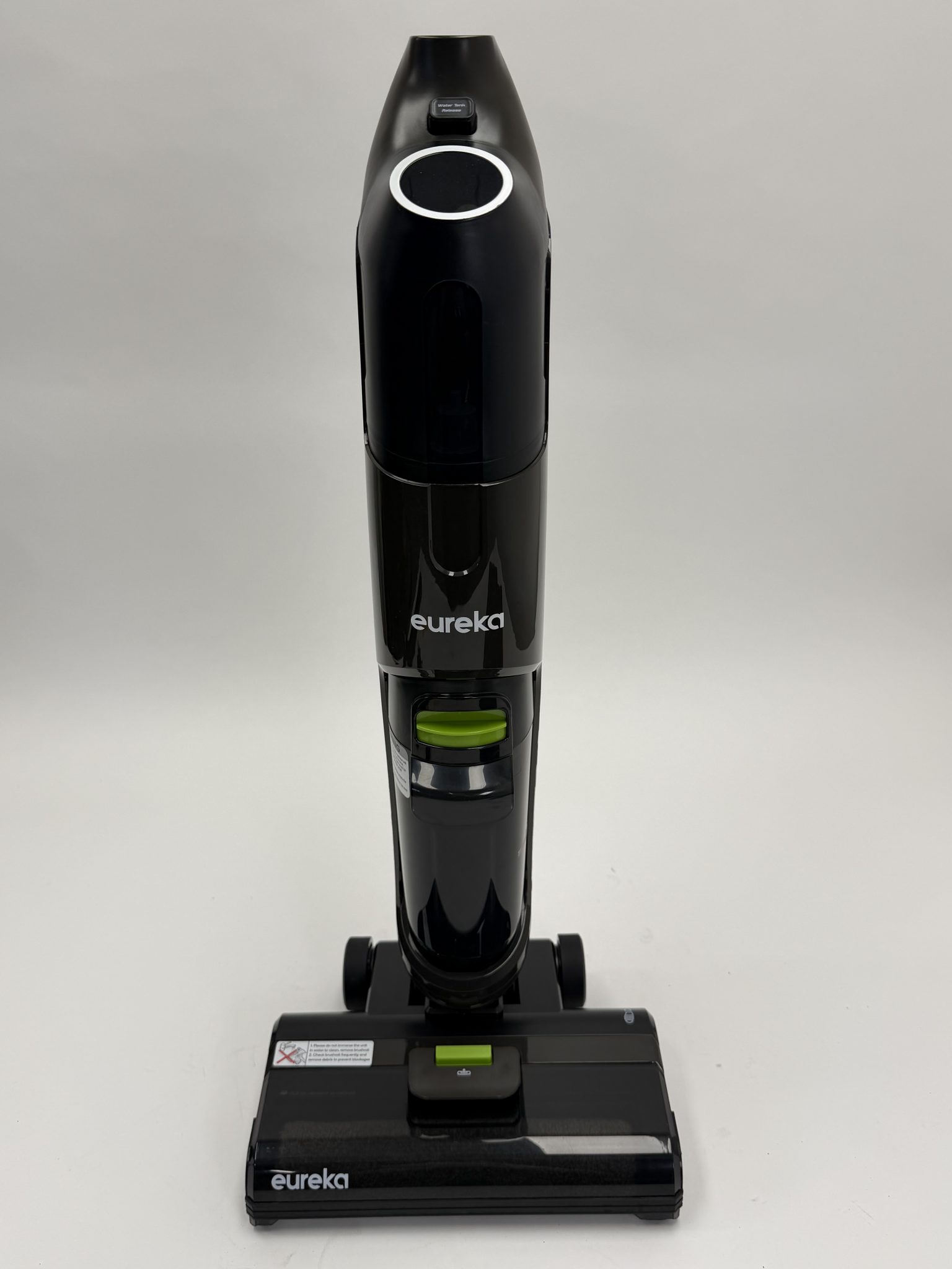 Eureka belaidis šlapio/sauso valymo siurblys–grindų ploviklis.