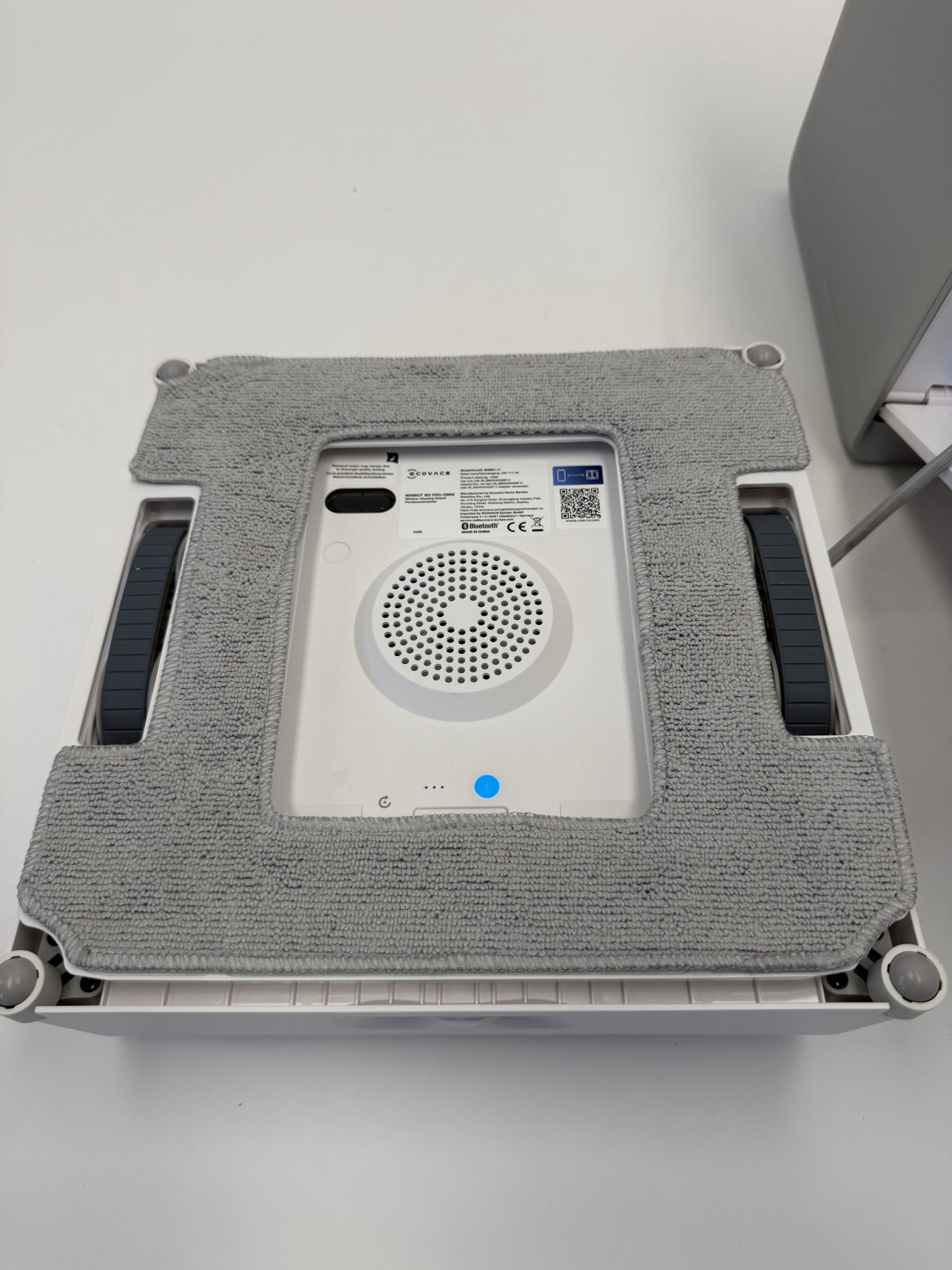 Ecovacs WINBOT W2 Pro Omni langų valymo robotas